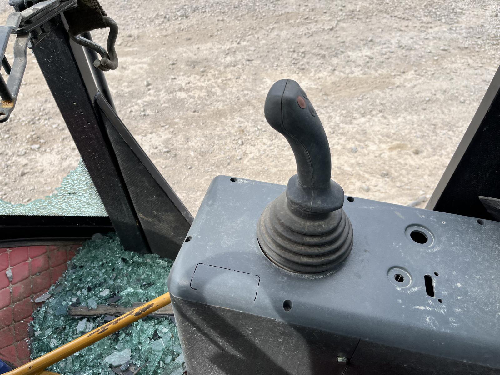 ./imagenes/INVOICE/2019/18074/CATERPILLAR (5).JPG